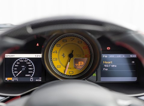 Ferrari F12 Berlinetta 16