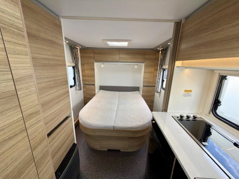 Adria Altea 552 Up Trent  20