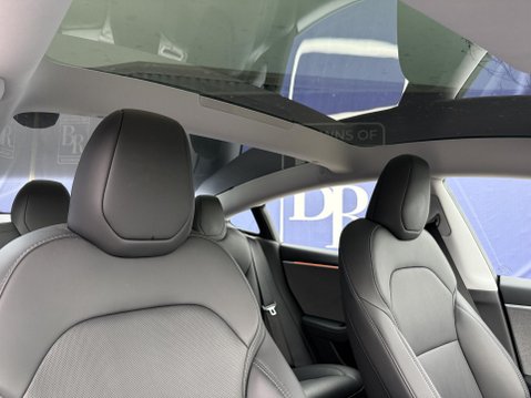 Tesla Model 3 Saloon 4dr Electric Auto RWD (208 ps) 48