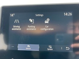 Renault Clio 1.0 Clio Iconic Bose TCe 5dr 35