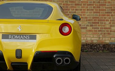 Ferrari F12 Berlinetta 20