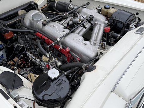 Mercedes-Benz SL Series 230SL Pagoda 70