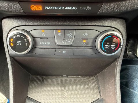 Ford Fiesta 1.0T EcoBoost ST-Line Euro 6 (s/s) 3dr 24