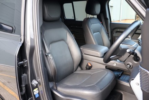 Land Rover Defender 110 D300 HARD TOP X-DYNAMIC HSE  STYLED BY SEEKER WITH A REAR SEAT CONVERSION  16