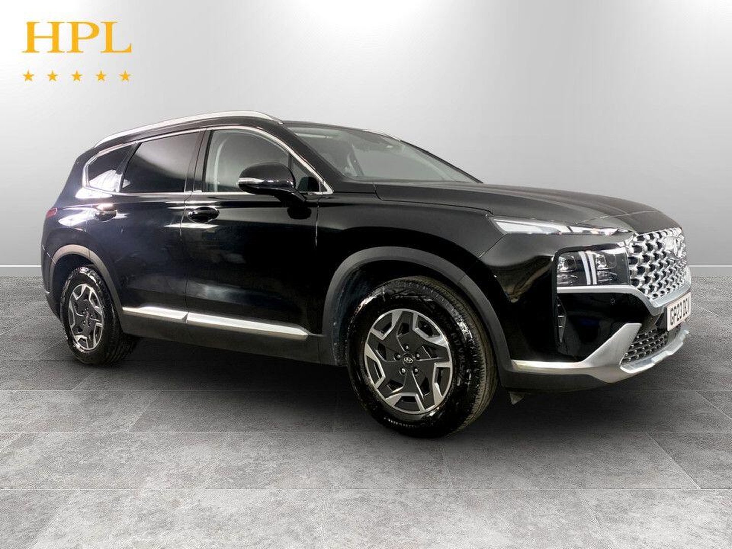 Hyundai Santa Fe listing photo