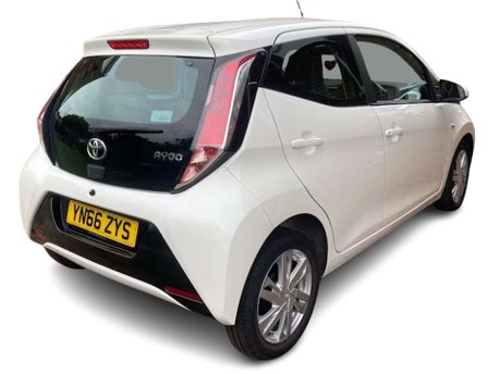 Toyota Aygo 1.0 VVT-i x-pression Hatchback 5dr Petrol x-shift Euro 6 (68 ps) 3