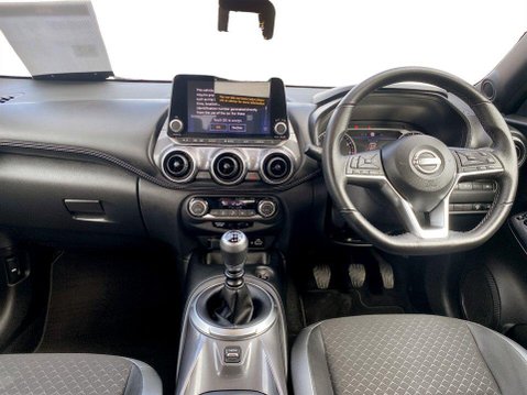 Nissan Juke 1.0 DIG-T N-Connecta SUV 5dr Petrol Manual Euro 6 (s/s) (114 ps) Half Leath 19