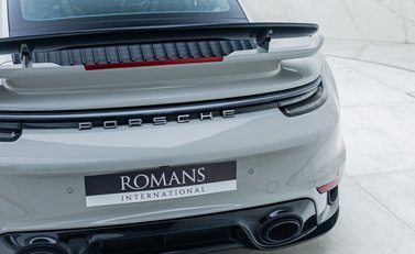 Porsche 911 Turbo S 34
