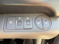 Hyundai I800 2.5 CRDi Style Euro 4 5dr 16