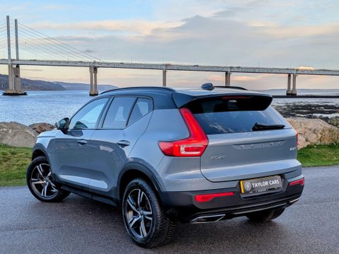 Volvo XC40 2.0 D4 R-Design Auto AWD Euro 6 (s/s) 5dr 7