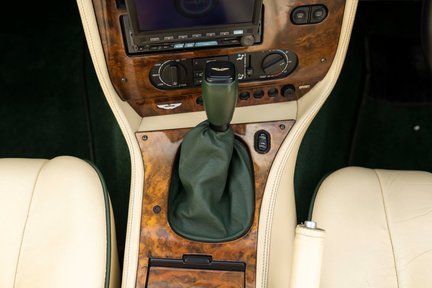 Aston Martin V8 Volante LWB 26