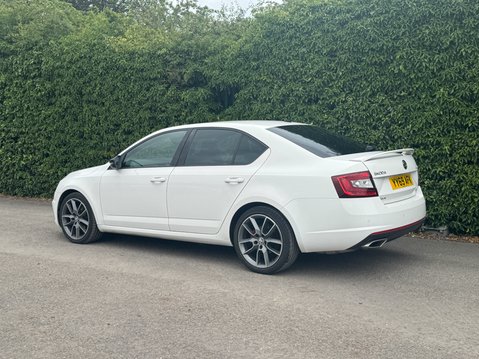 Skoda Octavia 2.0 TDI vRS Hatchback 5dr Diesel DSG 7Spd 4WD Euro 31