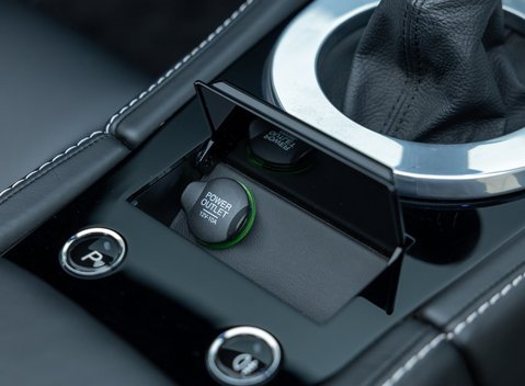 Aston Martin V12 Vantage S Roadster 29