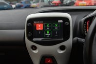 Toyota Aygo VVT-I X-TREND X-SHIFT 23