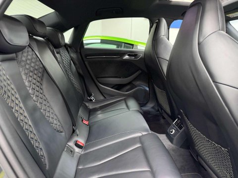 Audi RS3 2.5 TFSI Audi Sport Edition Saloon 4dr Petrol S Tronic quattro Euro 6 (s/s) 43