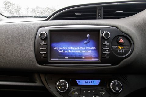 Toyota Yaris VVT-I ICON TECH 25