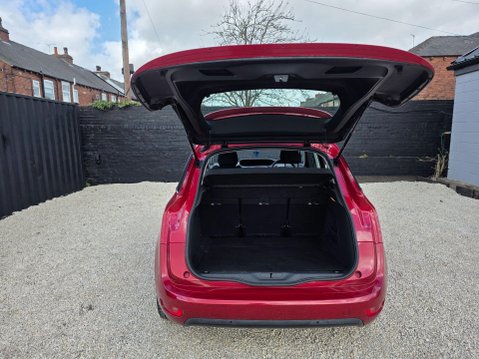Citroen C4 Picasso 1.6 BlueHDi Feel Euro 6 (s/s) 5dr 27