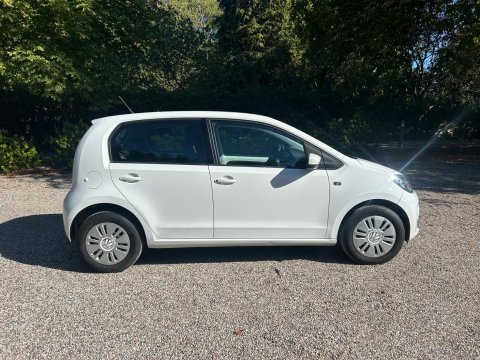 Volkswagen Up 1.0 Move up! Euro 6 5dr 12