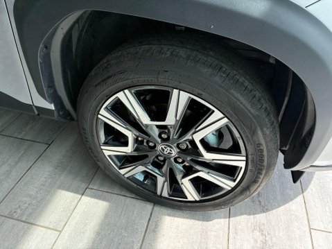 Toyota Yaris Cross 1.5 VVT-h Excel E-CVT Euro 6 (s/s) 5dr 10