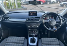 Audi Q3 2.0 TDI SE 41