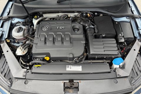 Volkswagen Passat GT TDI BMT ESTATE -£20 ROAD TAX - PAN ROOF -APPLE CARPLAY -DEMO+1 OWNER 64