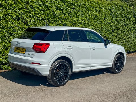 Audi Q2 1.5 TFSI CoD 35 Black Edition SUV 5dr Petrol S Tronic Euro 6 (s/s) (150 ps) 4