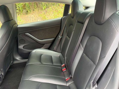 Tesla Model 3 Model 3 Standard Range + 4dr 32