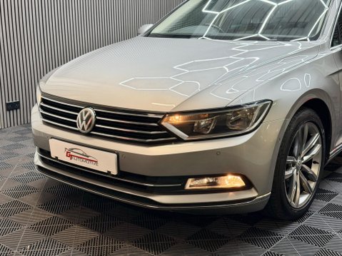 Volkswagen Passat 2.0 TDI BlueMotion Tech GT Euro 6 (s/s) 5dr 24