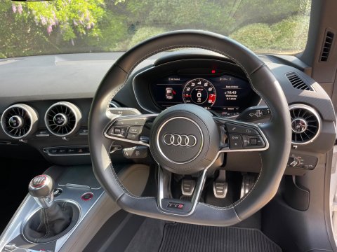 Audi TT 2.0 TFSI Coupe 3dr Petrol Manual quattro Euro 6 (s/s) (310 ps) 52