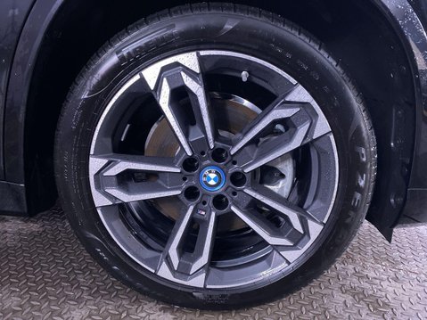 BMW iX1 30 66.5kWh M Sport SUV 5dr Electric Auto xDrive (11kW Charger) (313 ps) 1 O 12