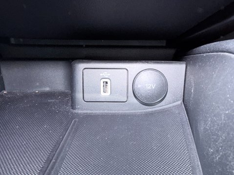 Ford Focus 1.0 TITANIUM 18