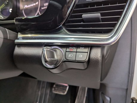 Porsche Panamera 2.9 Panamera 4 E-Hybrid Semi-Auto 4WD 5dr 79