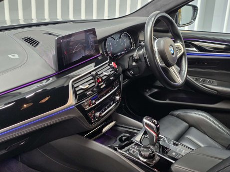 BMW M5 4.4 V8 GPF Saloon 4dr Petrol Steptronic xDrive Euro 6 (s/s) (600 ps) 4