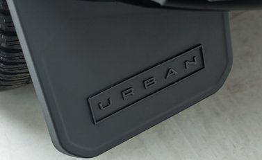 Land Rover Defender 90 V8 P525 URBAN 45