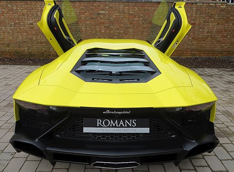 Lamborghini Aventador LP720-4 50th Anniversary 5