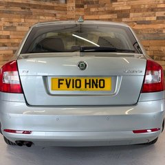 Skoda Octavia 1.4 TSI Elegance Hatchback 5dr Petrol DSG Euro 4 (122 ps) 3