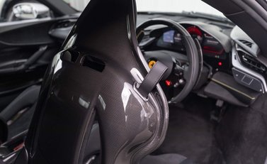 Ferrari SF90 Stradale 8