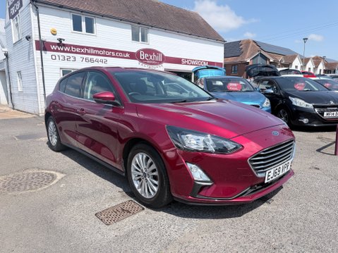 Ford Focus 1.0 TITANIUM 4