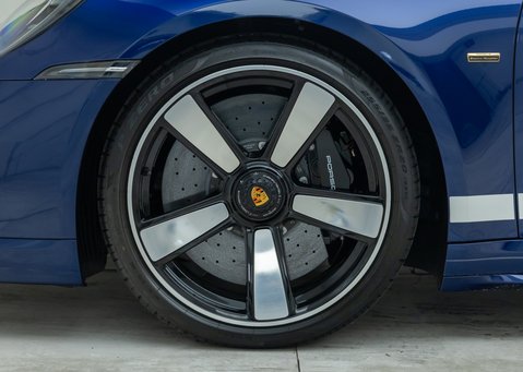 Porsche 911 SPORT CLASSIC (992) 