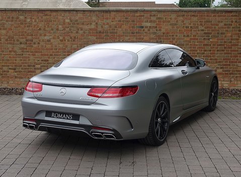 Mercedes-Benz S63 S63 Coupe 32