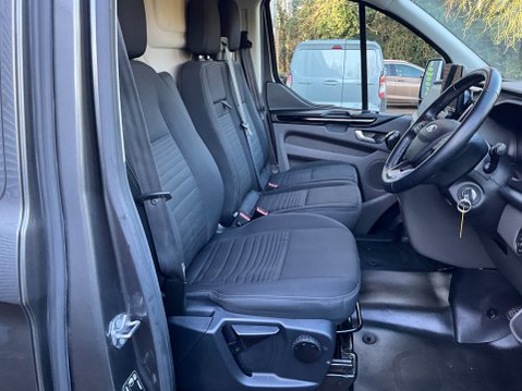 Ford Transit Custom 300 LIMITED P/V ECOBLUE LONG WHEEL BASE, HIGH ROOF 12