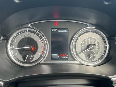 Suzuki Vitara SZ-T BOOSTERJET MHEV 17