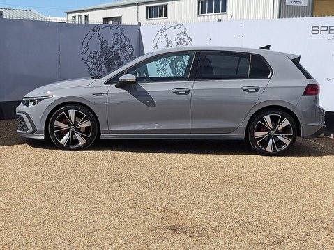 Volkswagen Golf GTD TDI DSG 4
