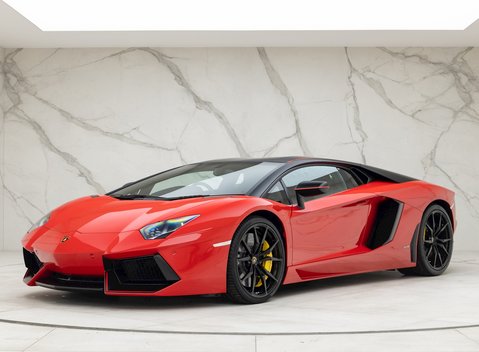 Lamborghini Aventador LP 700-4 Pirelli Edition 6