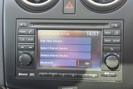 Nissan Qashqai 360 CAMERA..GLASS ROOF..SAT NAV..BLUETOOTH..10 SERVICES..STUNNING EXAMPLE 18