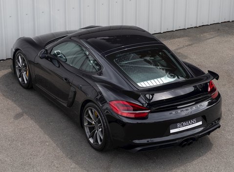 Porsche Cayman GT4 (718) 9