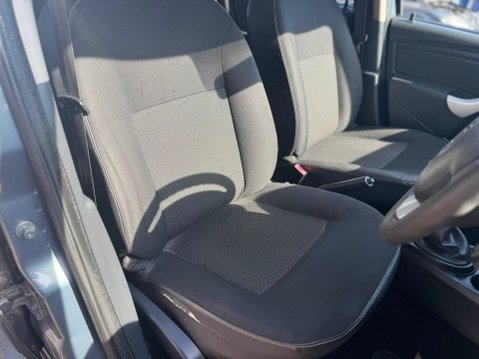 Dacia Duster 1.5 dCi Ambiance Euro 5 5dr 11