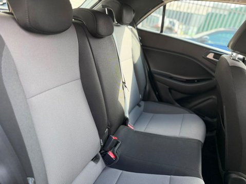 Hyundai i20 1.2 SE Launch Edition Euro 6 (s/s) 5dr 12
