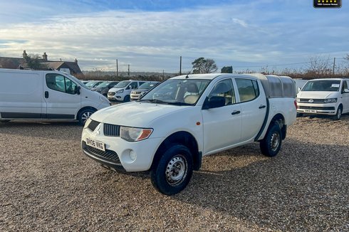 Mitsubishi L200 4Work | 2.5 LT | Double Cab | Cruise Control | NO VAT