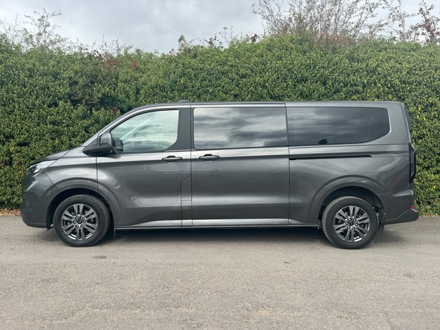 Ford Tourneo Custom (Sold) Titanium Luxe | 9 Seat | Auto | L2 LWB | Euro 6 | £34158 + VAT 5
